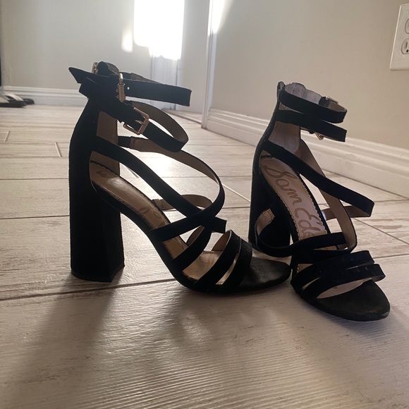 Black suede Sam Edelman heels - Picture 6 of 8